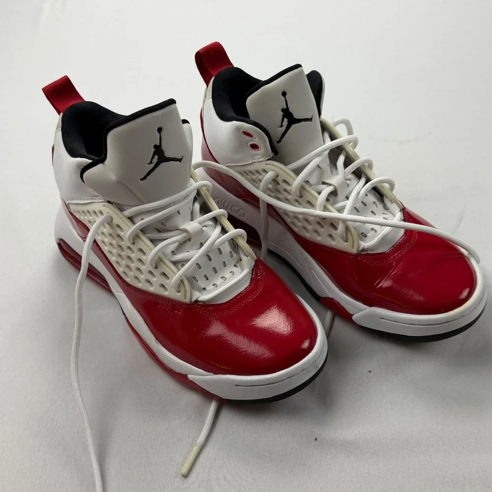 Jordan Air 200E Sneakers Boys 5.5Y Red White Patent Leather CD6123-106